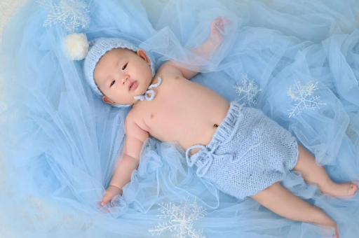 范县满月宝宝放屁臭